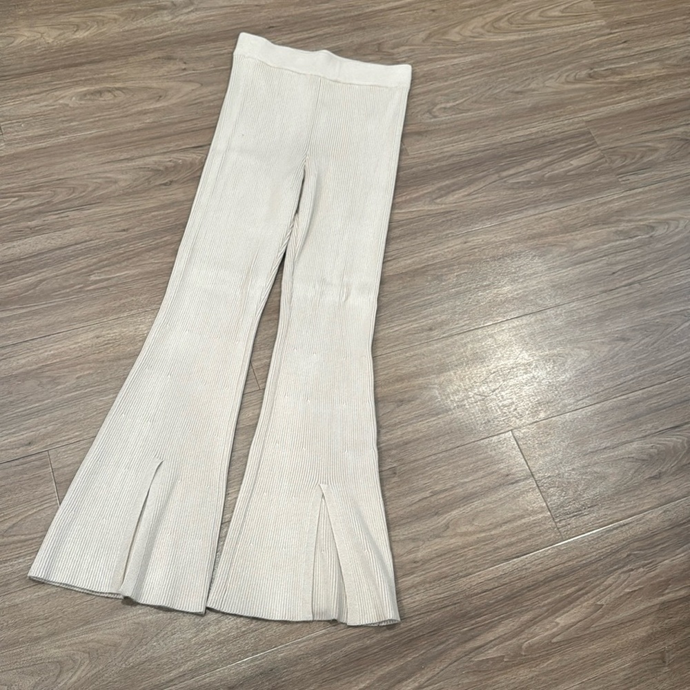 Abercrombie & Fitch Ribbed Knit Split Ankle Pants - Picture 2 of 3